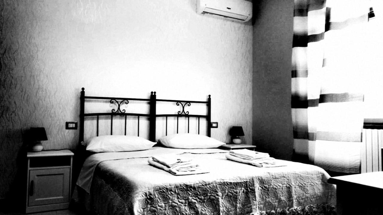 B&B Mariele Бароніссі Екстер'єр фото